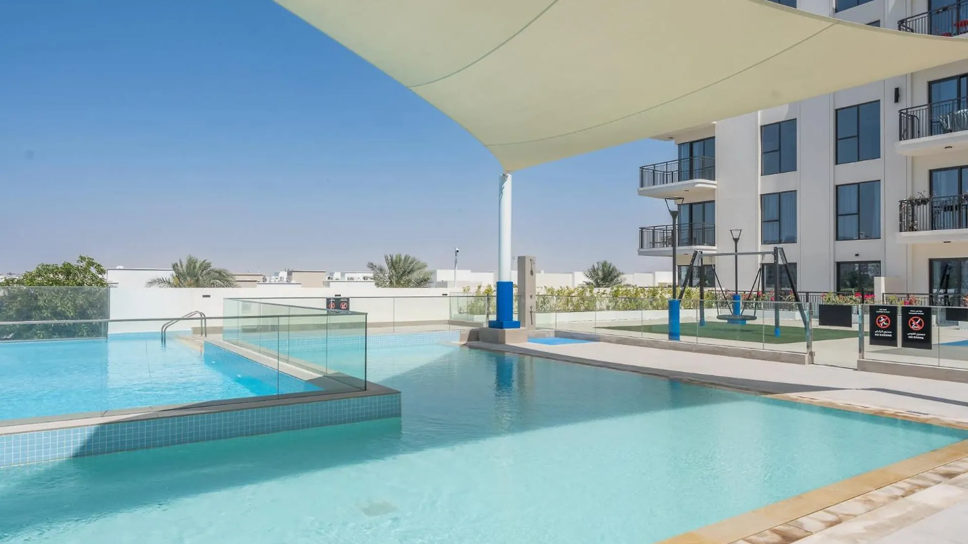 Magnificent 2Br In The Brand New The Diplomat Apartment Dubai